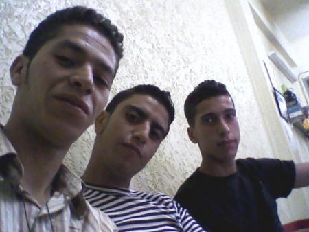 c moi avce mes amis far�h et naoufel